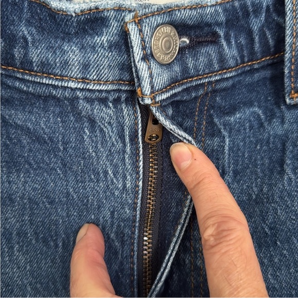 Abercrombie & Fitch The ‘90s Straight Ultra High Rise Size: 30/10R Inseam: 30” - Picture 3 of 6